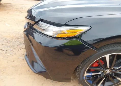 2018 Toyota Camry Xse из США, поврежденный, VIN 4T1B61HK9JU149239